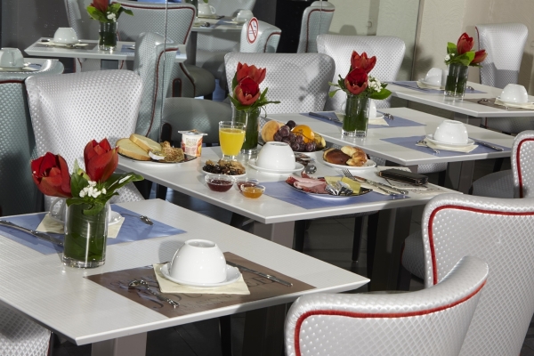Hotel Kyriad MARSEILLE CENTRE - Paradis - Préfecture